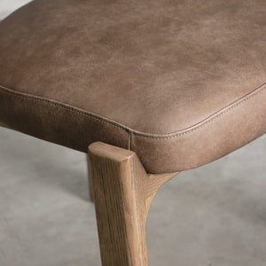 SILLA TIERRA DEL FUEGO CUERO CAFÉ