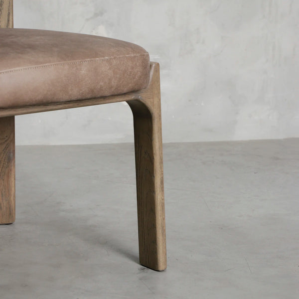 SILLA TIERRA DEL FUEGO CUERO CAFÉ