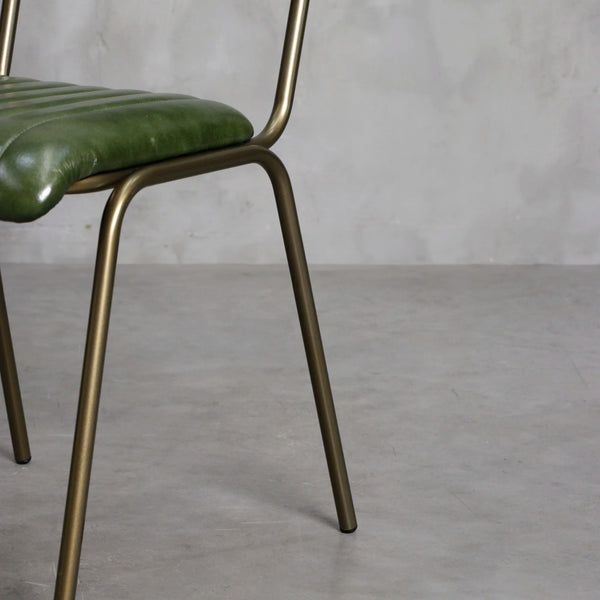 Silla de Cuero Verde