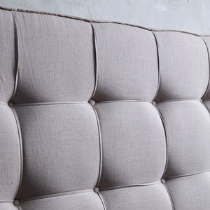 Respaldo de cama 1.50 x 1.40 capitoné gris
