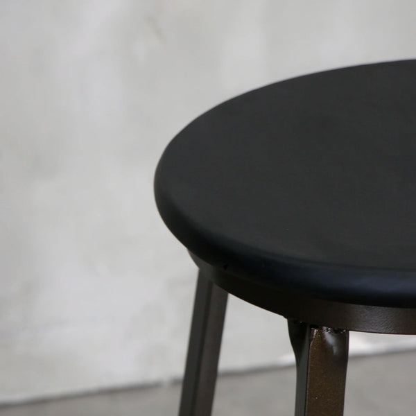 PISO INDUSTRIAL COCINA 60 NEGRO