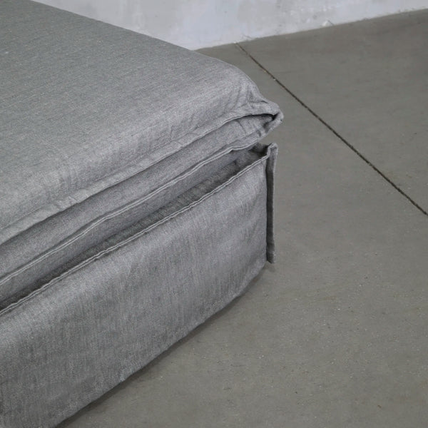 Pouf El Bendito 90 x 90 Gris Medio