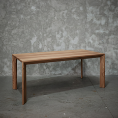Mesa Comedor Diagonales