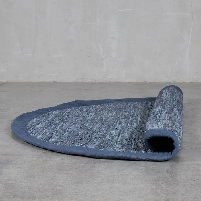 Alfombra La Rueda Borde Azul