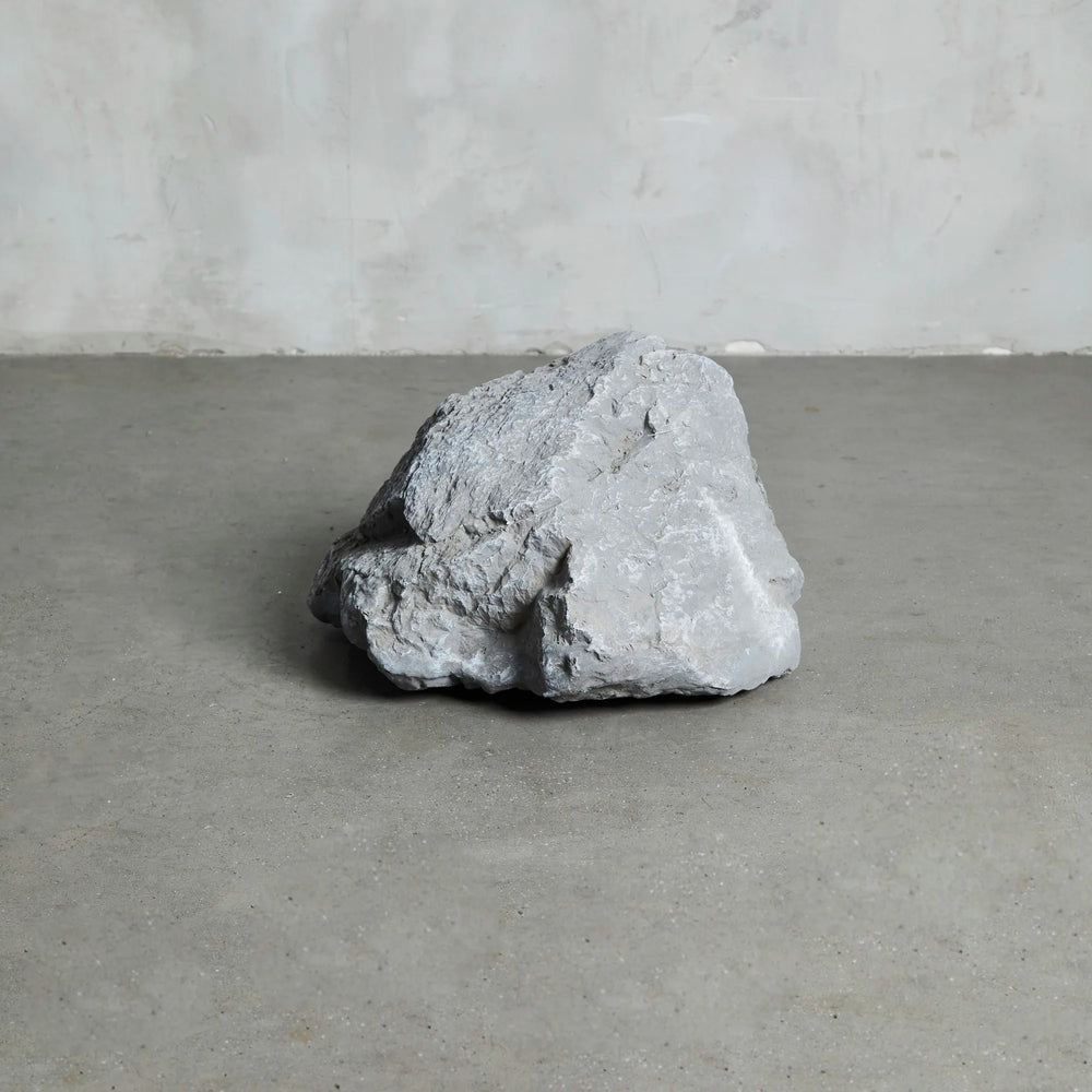 Piedra Gris Oscura IX