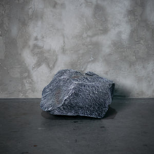Piedra Gris Oscura XIII
