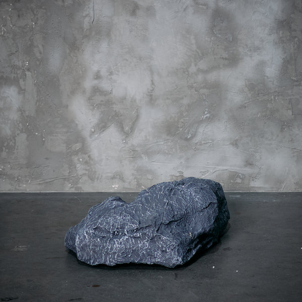 Piedra Gris Oscura VIII