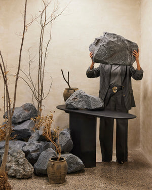 Piedra Gris Oscuro III