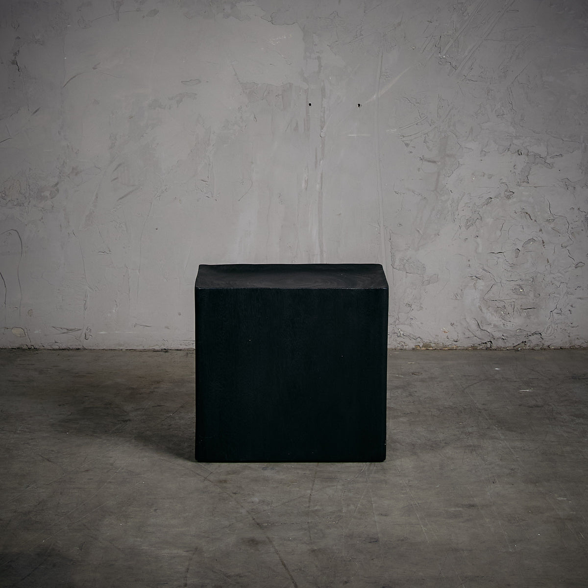 Mesa Lateral Cubo Carbón